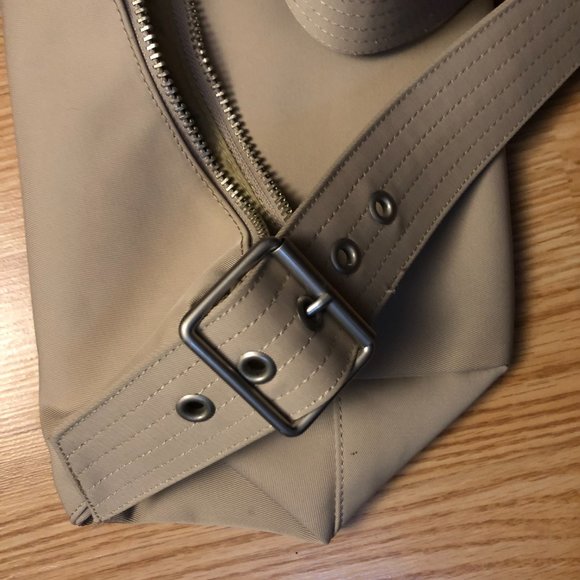 GAP Beige Purse - Picture 4 of 8